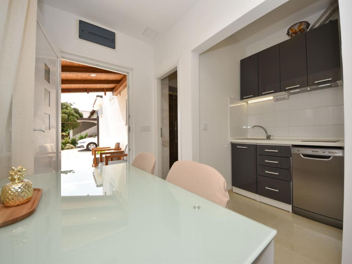 Apartment Matanovi Dvori-1 Vir Esterno foto